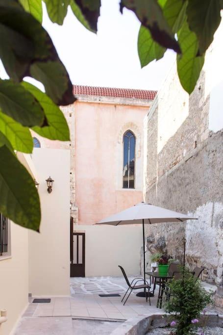 Kalliston House With A Yard Holiday home Chania (Crete)